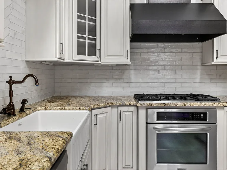 1330 Cherry St NE — Photo 15