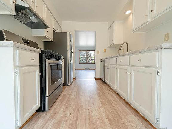 3rd image of 715 N Grant St #715
