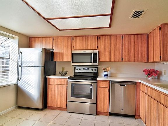4th image of 19029 Us Highway 19 N APT 11A