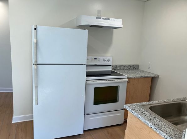 21 Gove St #301
