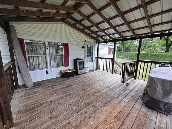 3rd image of 1429 Hickory Ridge Rd