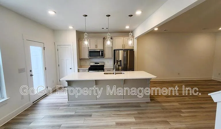 132 Marston Ln #1 — Photo 4