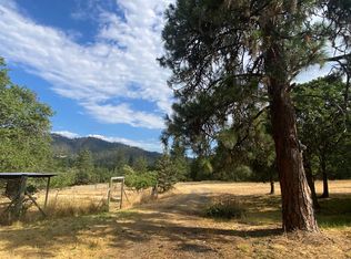 91 Decker Ln, Jacksonville, OR 97530