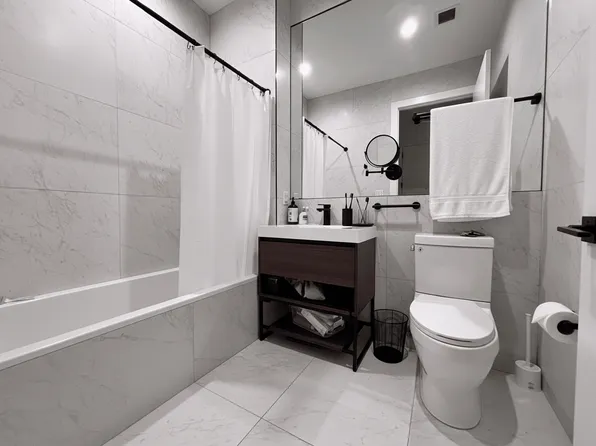 420 Gates Avenue image 5 of 9