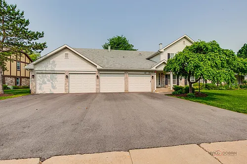 1254 Streamwood Ln #1254 Photo 1