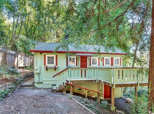 10925 Ogburn Ln, Forestville, CA