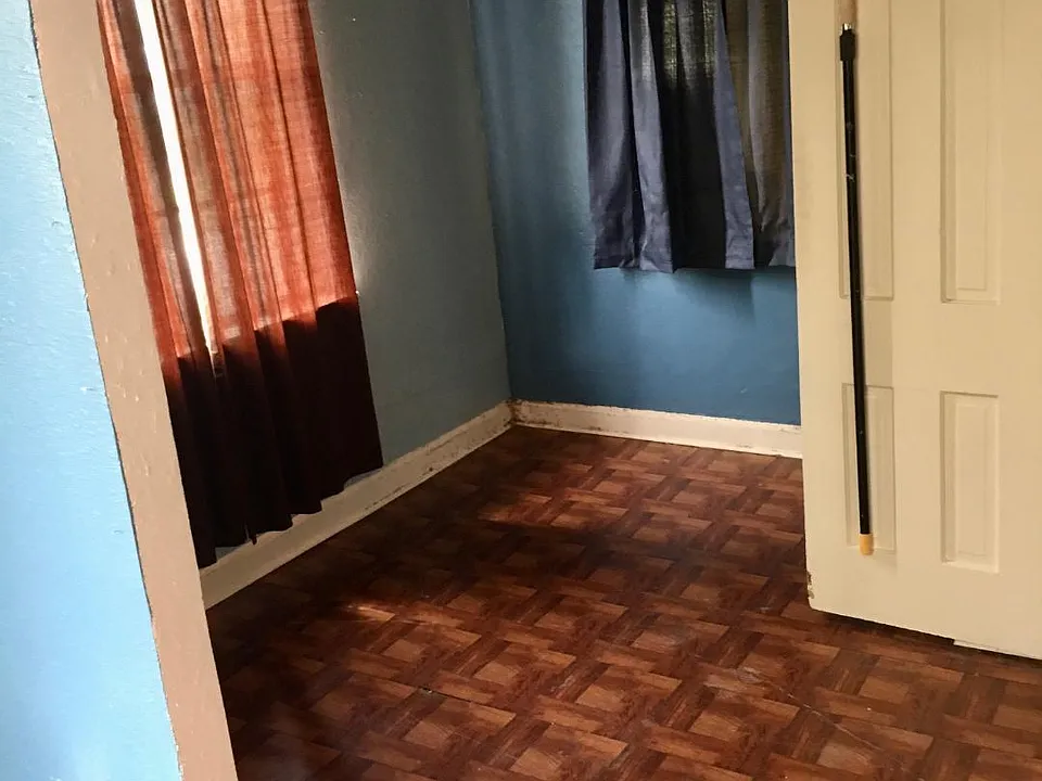 2nd living area