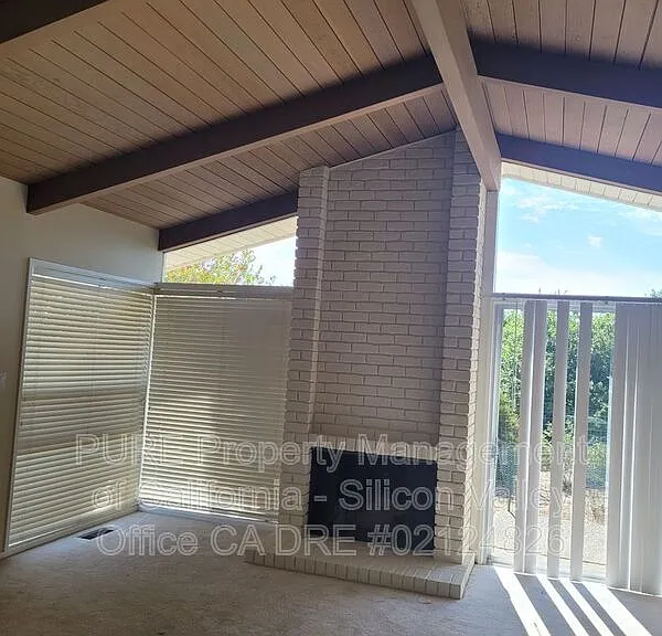 21224 Saratoga Hills Rd — Photo 20