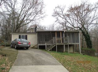 23 Dolphin Dr, Cartersville, GA 30121