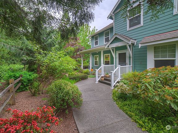 2nd image of 10685 NE Kingston Meadows Cir
