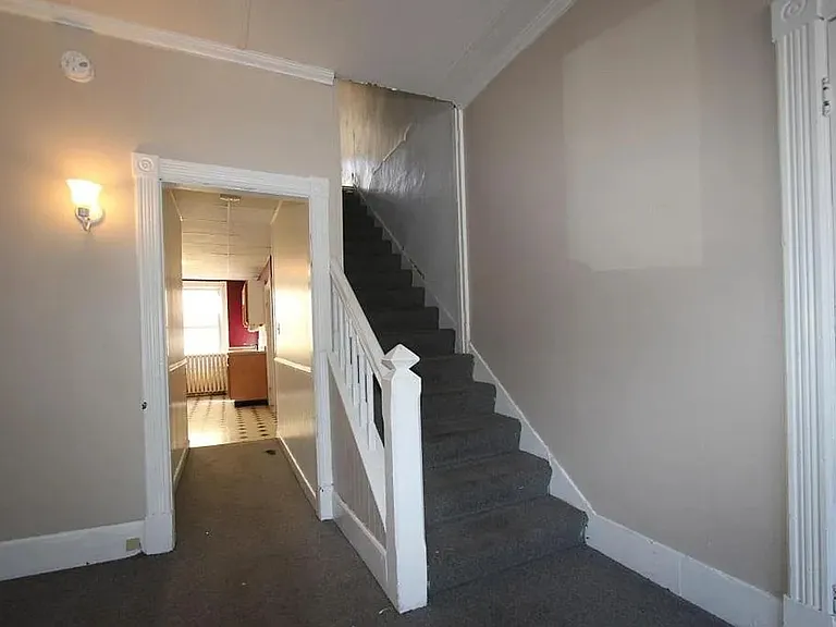 33-37 Grant St / 60 Clarke St — Photo 8