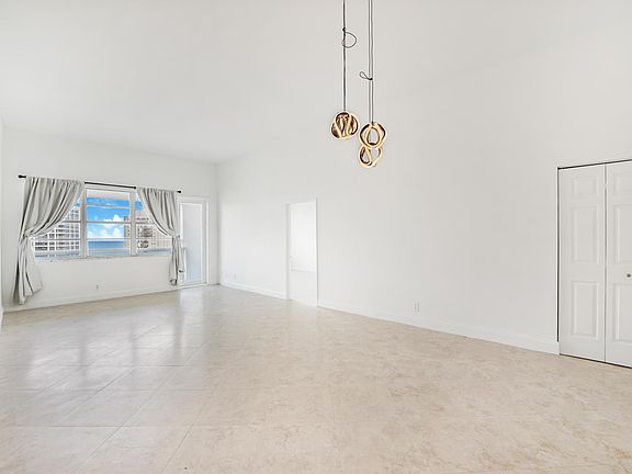 3rd image of 6770 Indian Creek Dr #Penthouse D