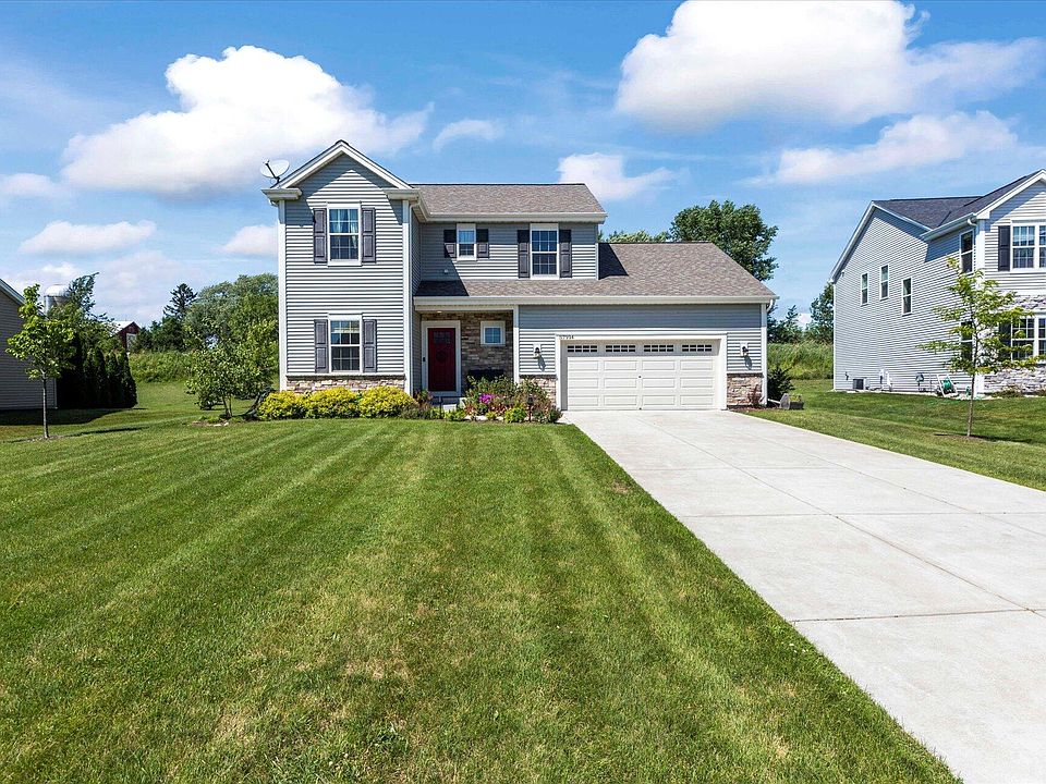 1st image of N7994 Woodland Ct
