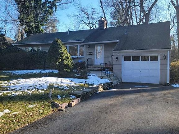 2nd image of 39 Sherwood Dr
