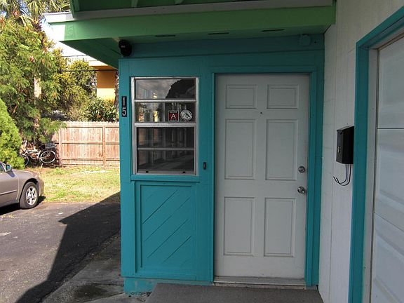 5th image of 451 S Brevard Ave APT 15