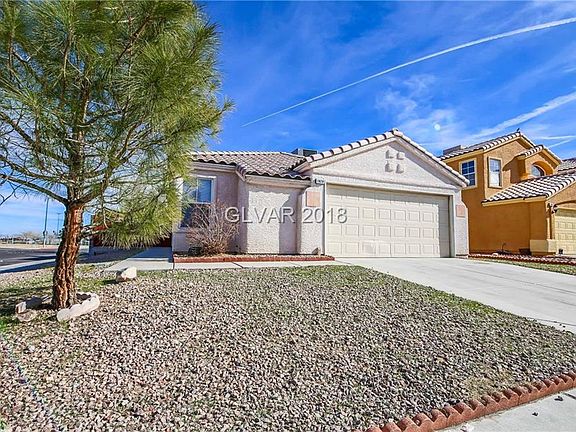 3rd image of 1828 Leaning Pine Way