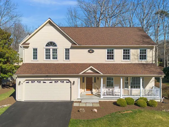 13949 Springstone Dr, Clifton, VA 20124