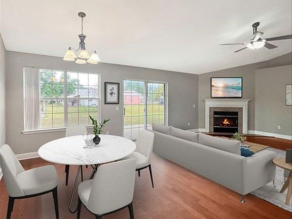 3rd image of 4725 Winterdale Dr