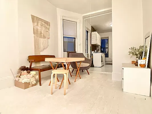 Rented by Keller Williams NYC | media 12