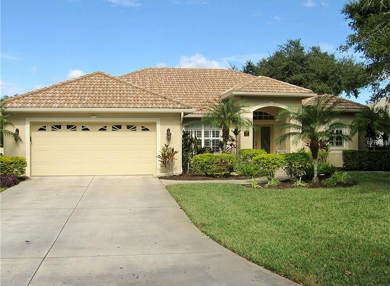1st image of 787 Bridle Oaks Dr