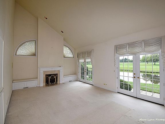 5th image of 4205 Royal Saint Anne Ct