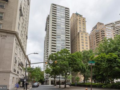 224-30 W Rittenhouse Sq #1703, Philadelphia, PA, 19103