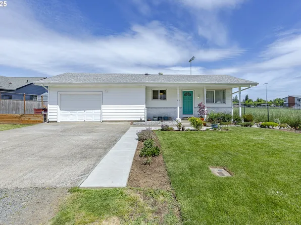 990 Barber Dr, Creswell, OR 97426