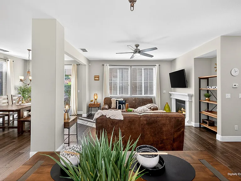 390 Caravaggio Cir — Photo 37