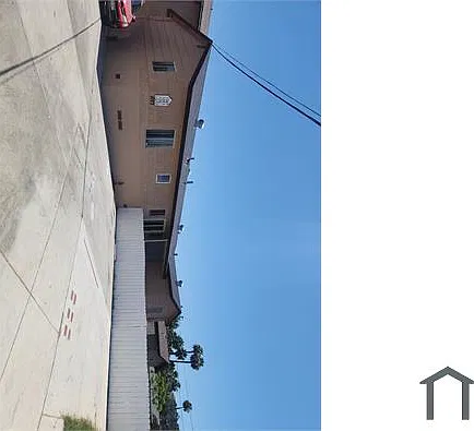 3 bed, 1050 sqft, $2,890 — Photo 4