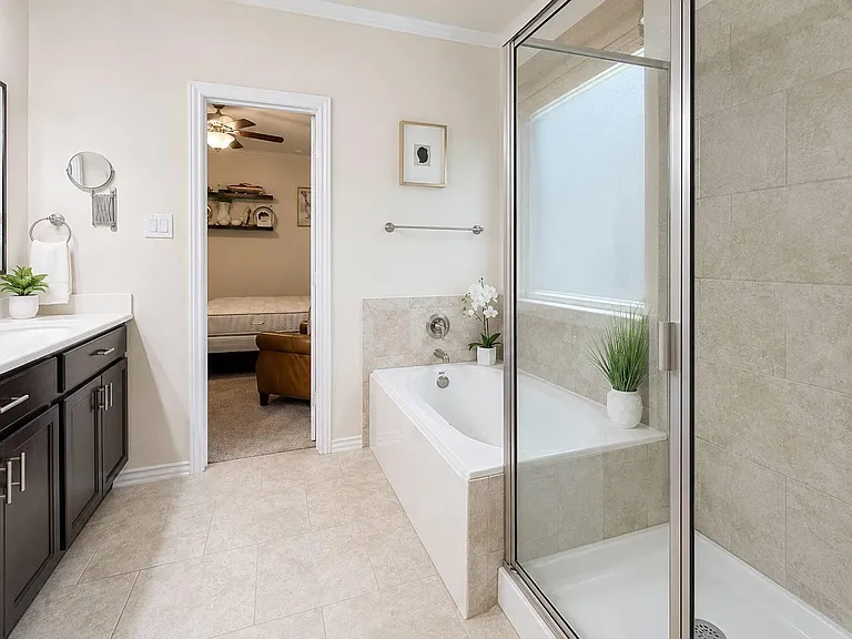 313 Briar Park Dr — Photo 15