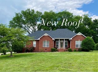 1008 Arbor Dr, Castalian Springs, TN 37031
