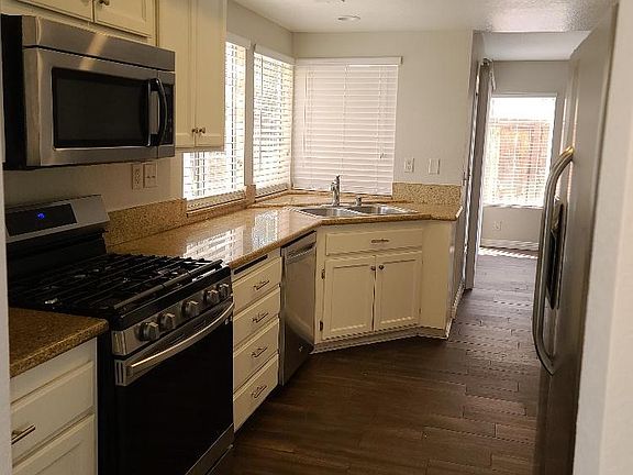2nd image of 27489 Rosebay Ct