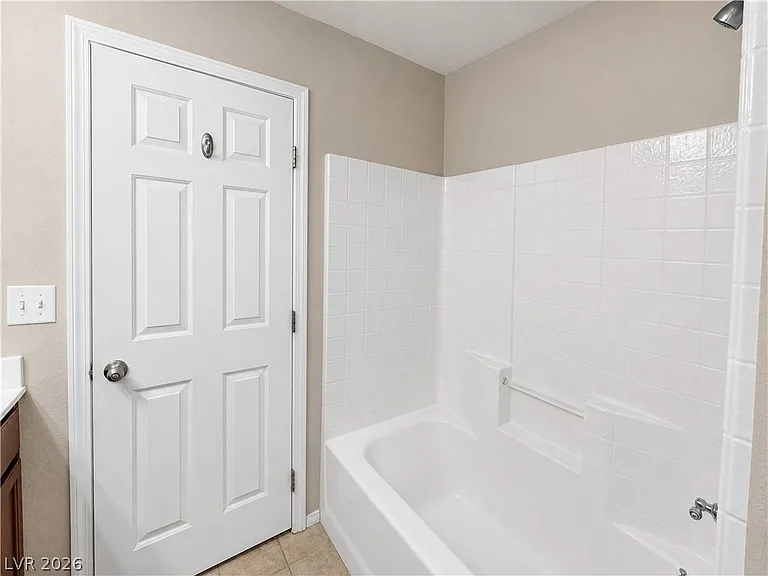 8371 Stillhouse Ct — Photo 21