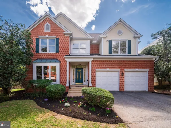 9404 Spruce Tree Cir, Bethesda, MD 20814