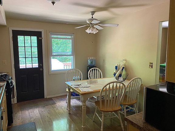 5th image of 15 Westgate Blvd