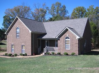 1085 Secretariat Dr, Mount Juliet, TN 37122