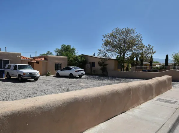 Large, Updated 1 Bedroom in the North Valley With Large Yard, 809 Aztec Rd NW #C, Albuquerque, NM 87107