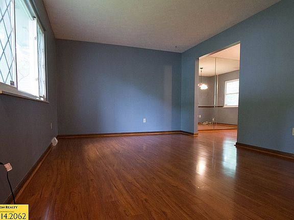 3rd image of 1890 Walden Dr