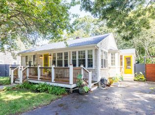 146 Edgartown Rd, Tisbury, MA 02568
