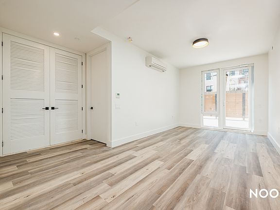 3rd image of 26 Quincy St #1B