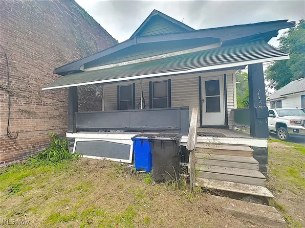 3122 W 71st St, Cleveland, OH 44102