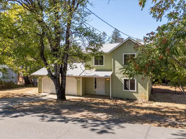 13554 Lassen St, Shasta Lake, CA 96019