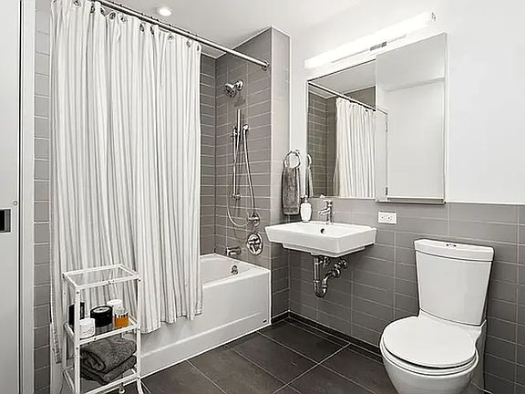 5th image of 64 Bayard St APT 4B