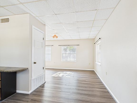 5th image of 321 W Park St #3