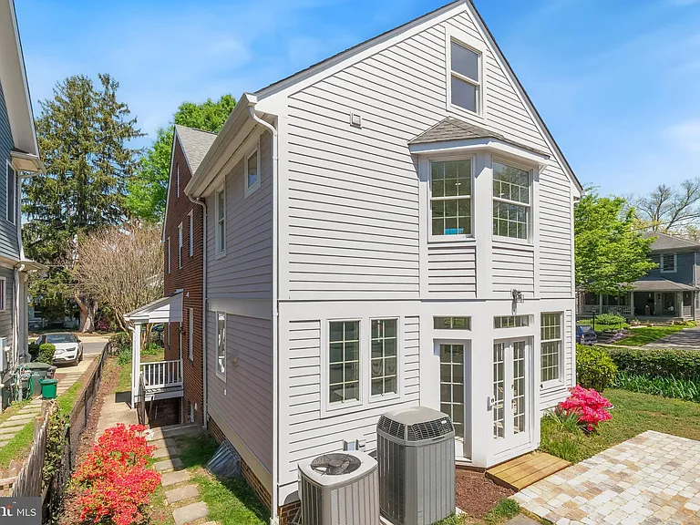 4400 Ridge St — Photo 36