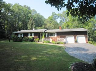 302 Sidney Rd, Pittstown, NJ 08867