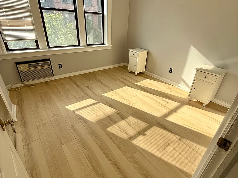 42 Van Wagenen Ave #14 — Photo 9