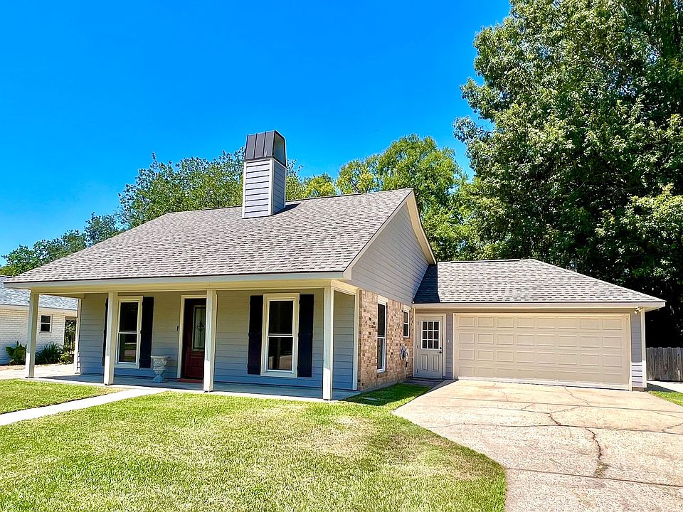 1st image of 1541 Brookhollow Dr