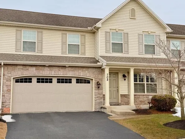 708 Gladstone Ct, Mechanicsburg, PA 17055