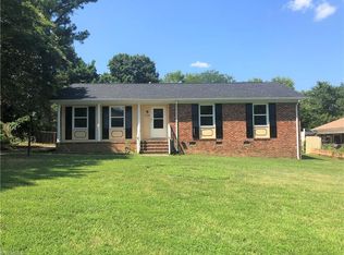 2404 Donlora Dr, Greensboro, NC 27407